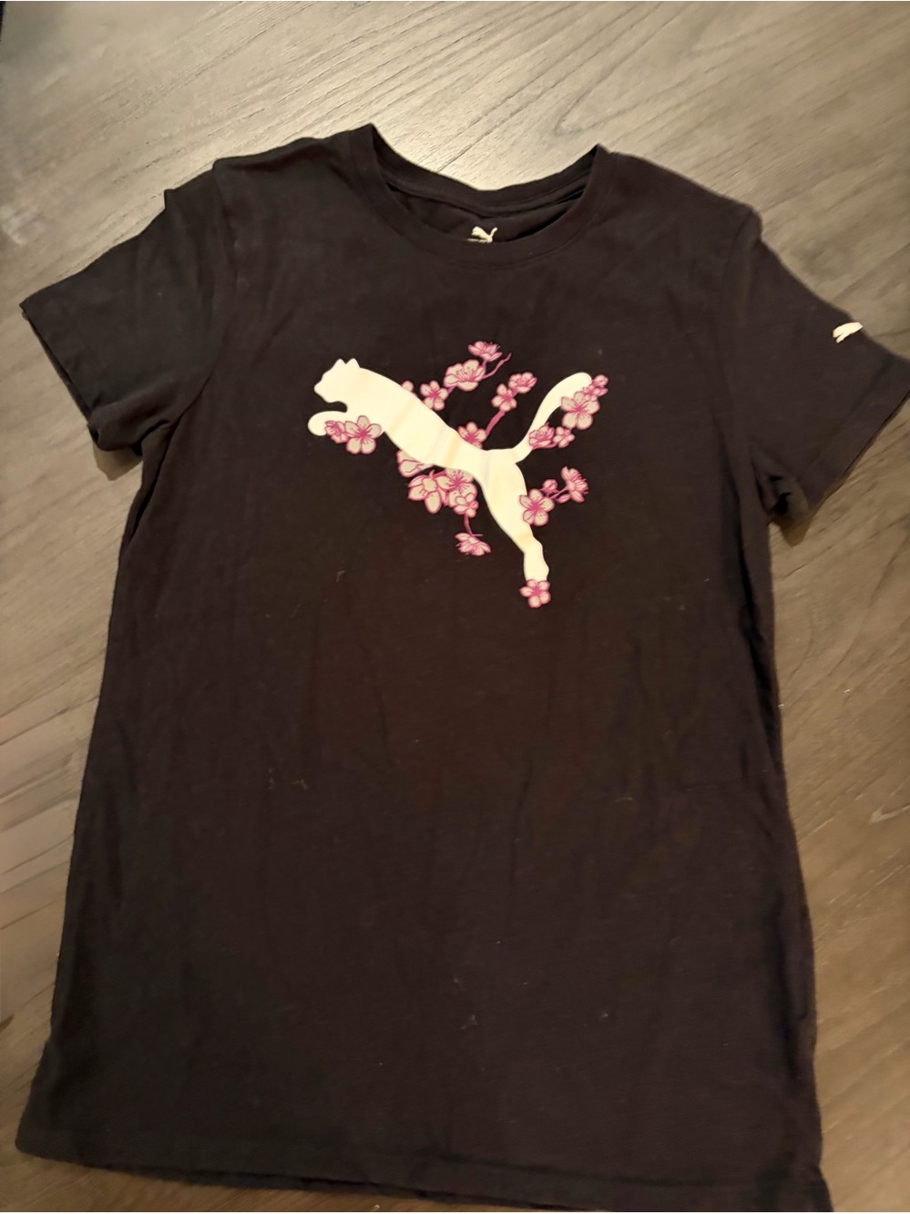 PUMA Floral Jumping Cat Logo Graphic Tee Short Sleeve Black Sz Small